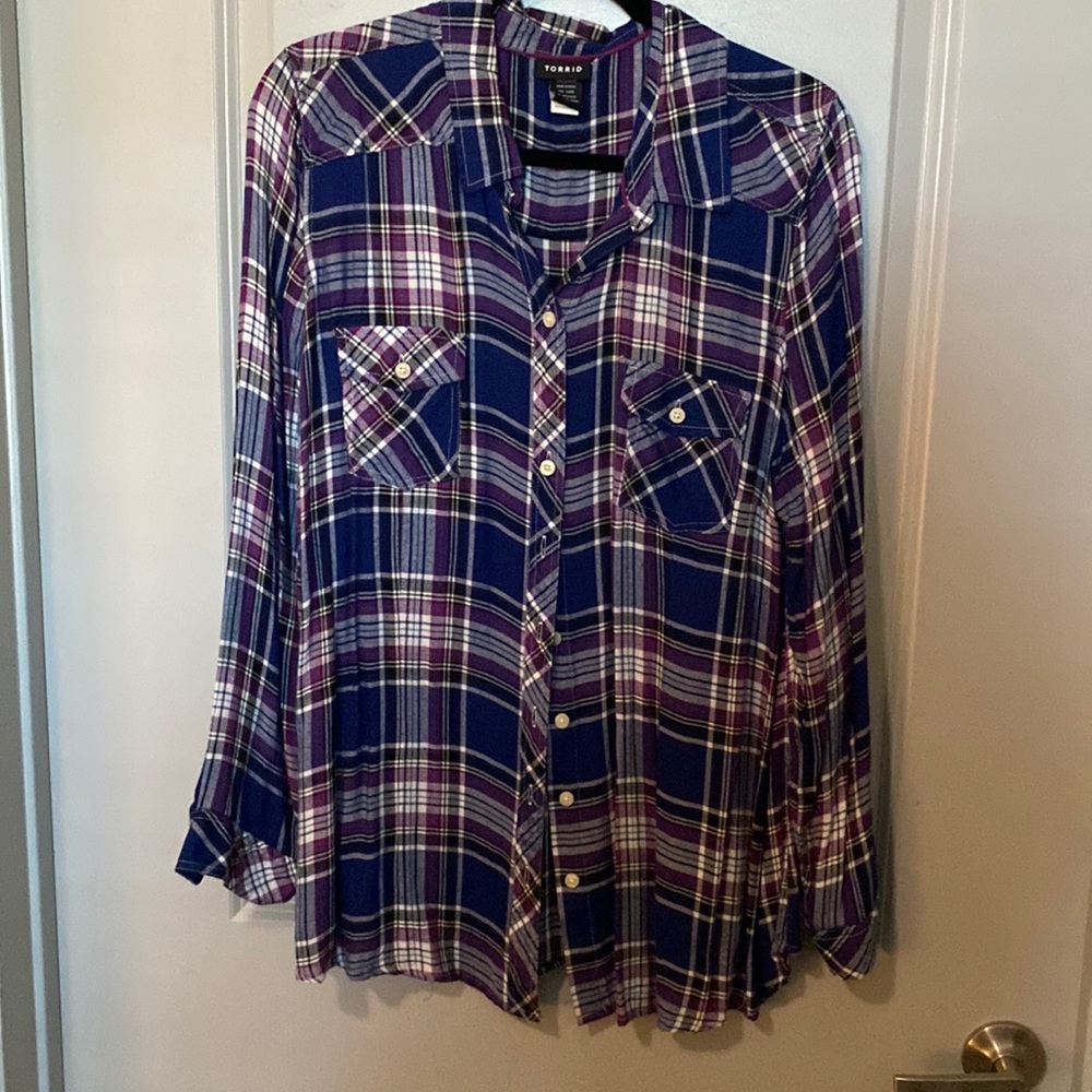Cozy plaid shirt for winter. Worn once